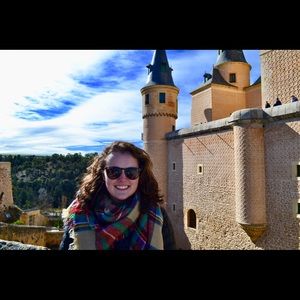 Meet your Posher, Katie